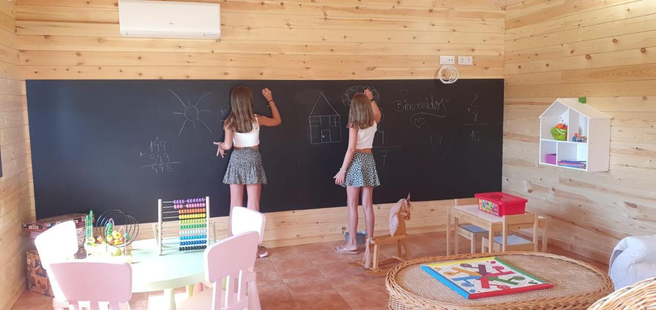 Madera Y Miel Casa Rural Con Ninos En Puy Du Fou Guadamur Екстер'єр фото